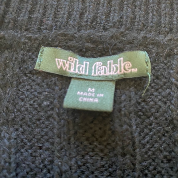 Black tank - Picture 2 of 2